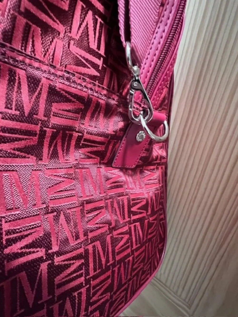 ISAAC MIZRAHI Red Tote duffle Bag Monogram Pattern Spacious w/Handles & Strap